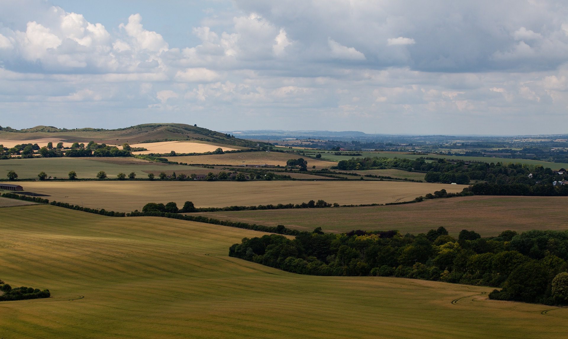 Which National Trails can you walk without a car?